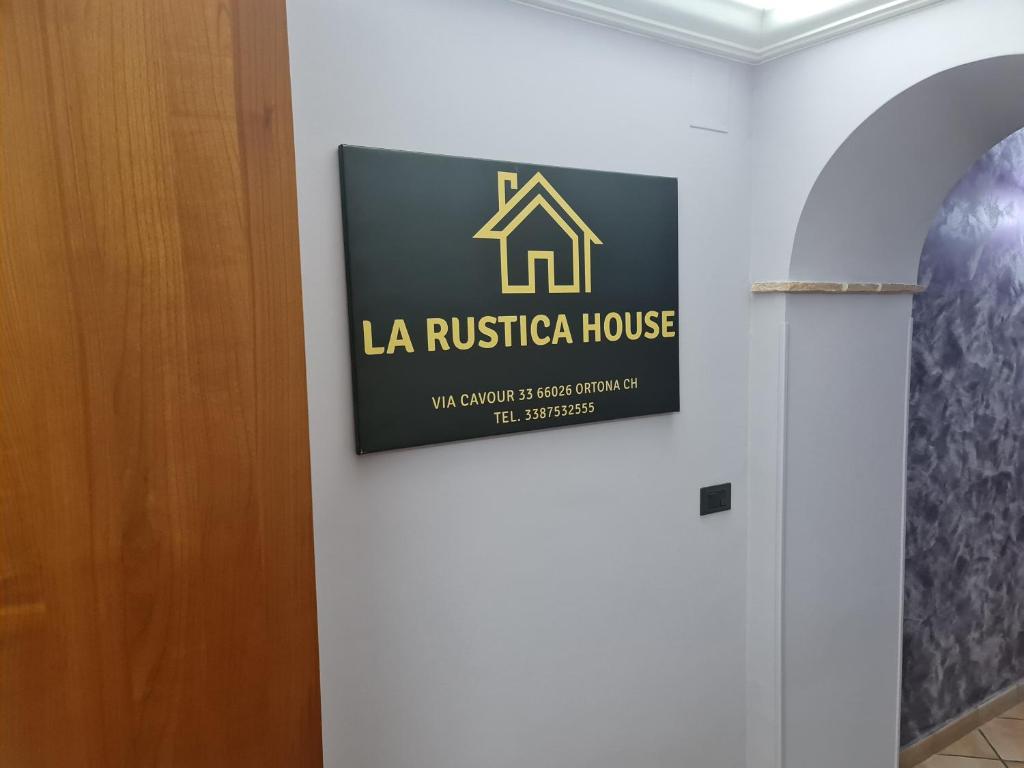La Rustica House photo 1