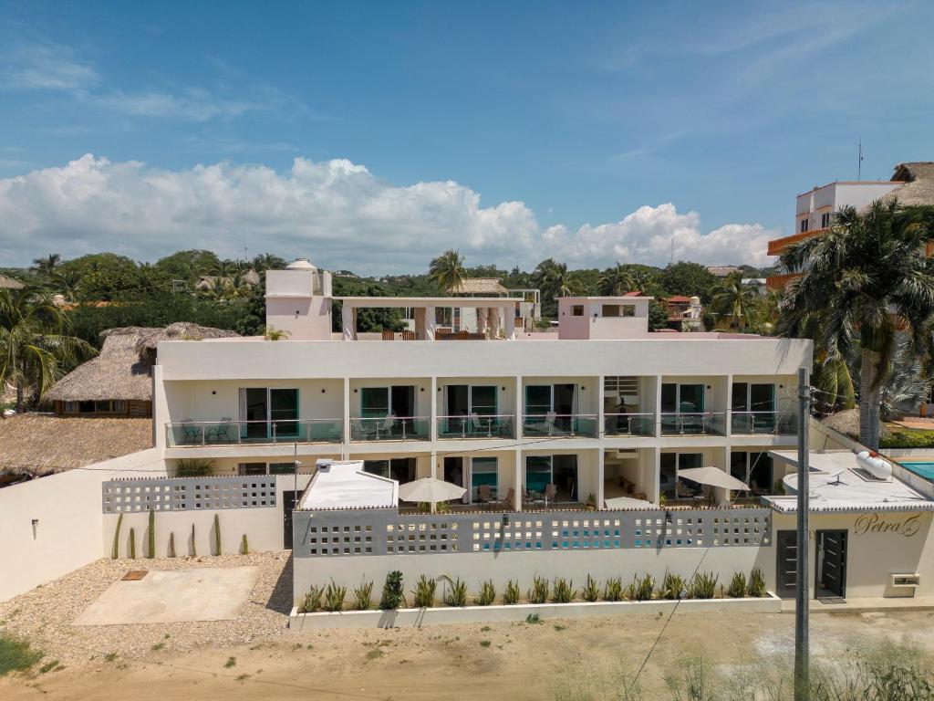 PETRAS HOTEL photo 3