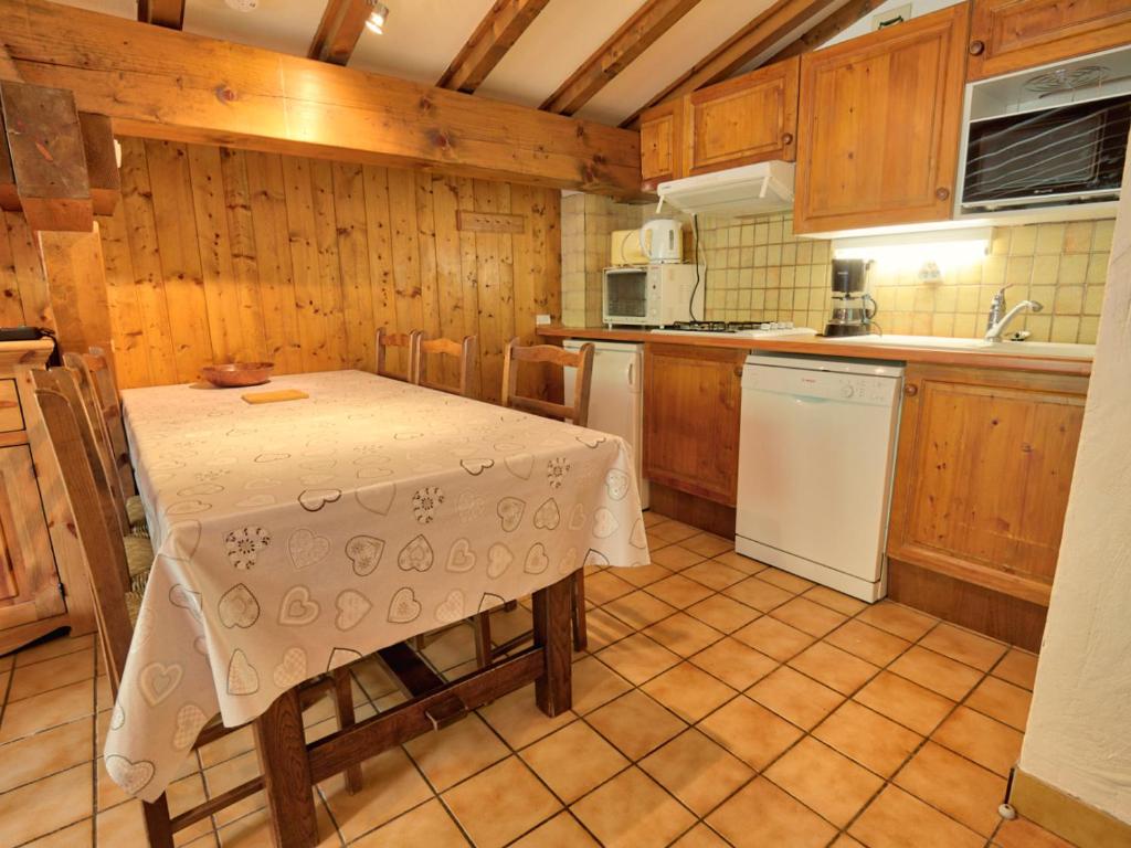 Appartement Notre-Dame-de-Bellecombe, 2 pièces, 6 personnes - FR-1-505-105 photo 4