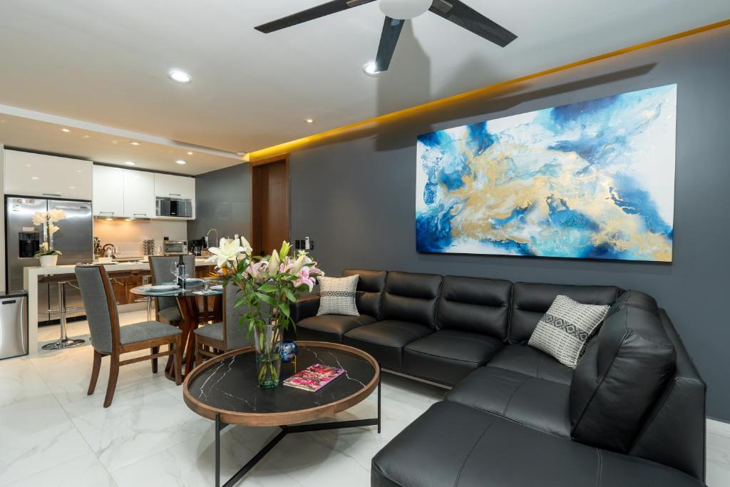 Beach Access, 4 Beds, 2 Bedroom, 2 Bath, Quadrant 4107