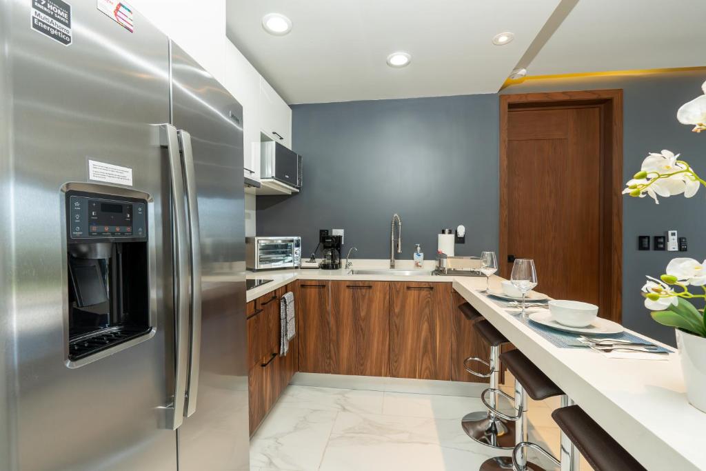 Beach Access, 4 Beds, 2 Bedroom, 2 Bath, Quadrant 4107 photo 4
