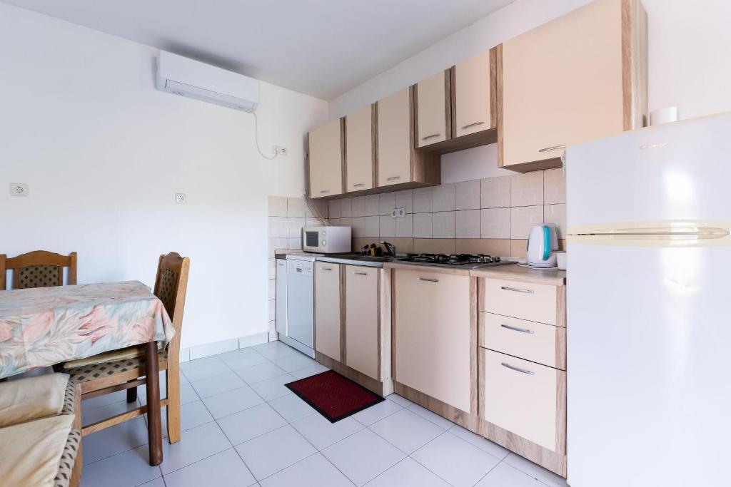 Apartment Slavko R photo 4