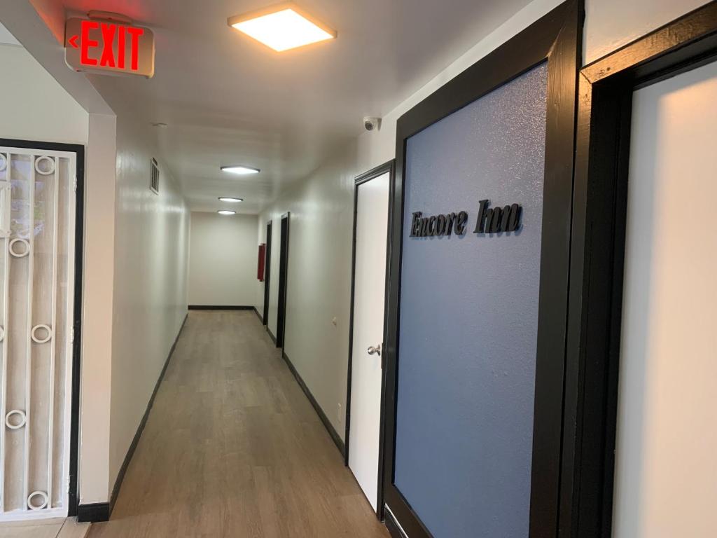 Encore Inn image
