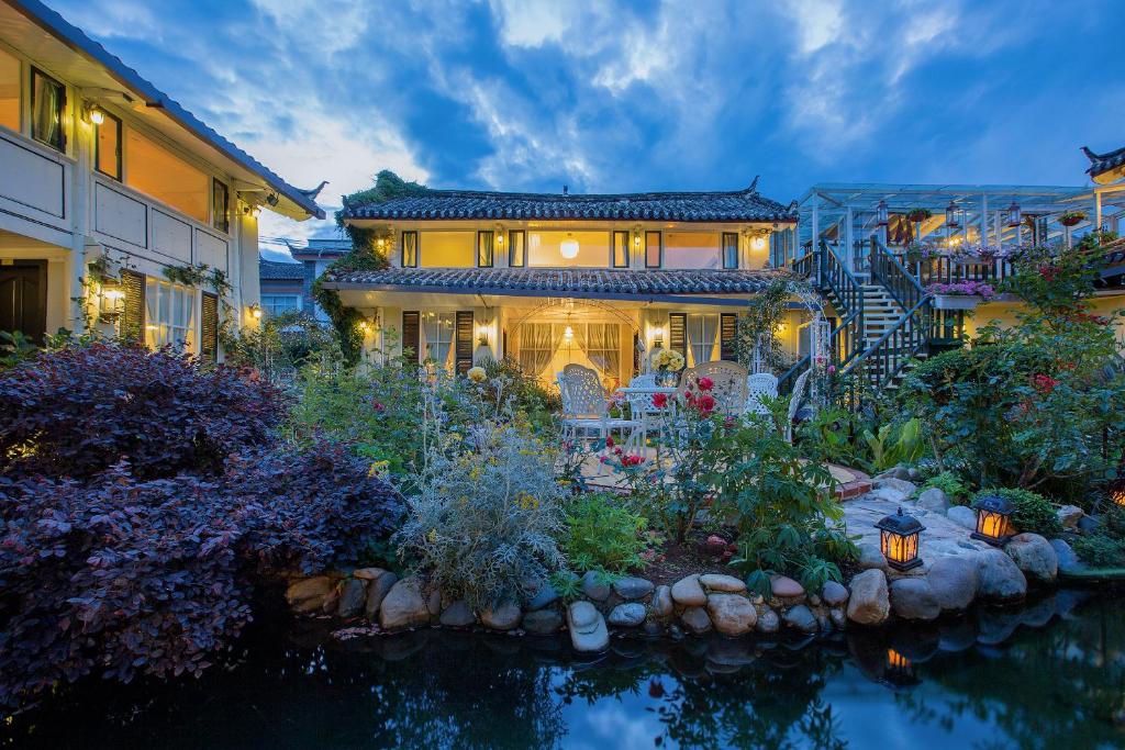 Rose Garden Lijiang photo 1