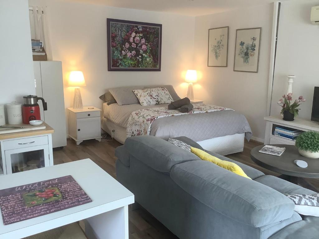 Petite Provence Cottage photo 1