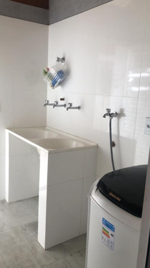 Casa para temporada com Piscina photo 1