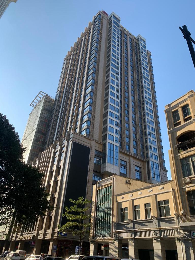 WAIFIDEN service Apartment Min Jian Fianance Branch--free shuttle during the Canton Fair photo 1