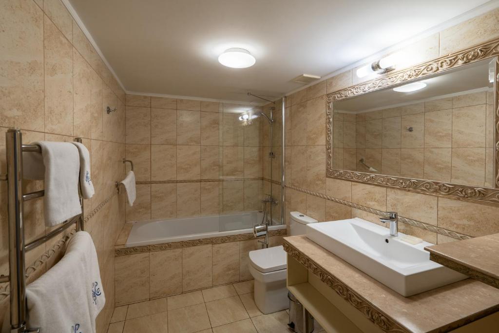 Metro Hotel Apartments photo 4