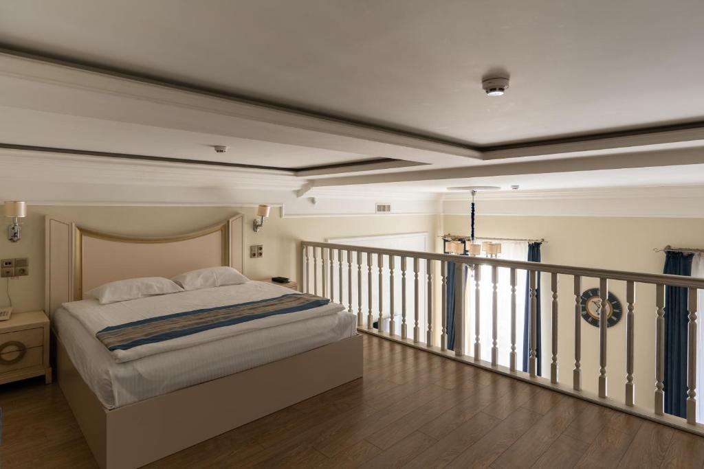 Metro Hotel Apartments photo 3