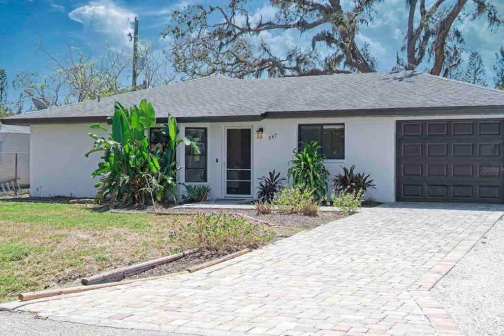 Shamrock Park, Legacy Trail and Manasota Key! photo 1