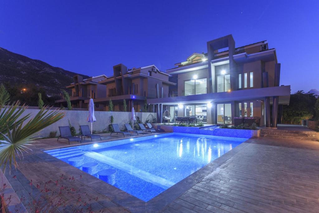 Villa Moderno B photo 1