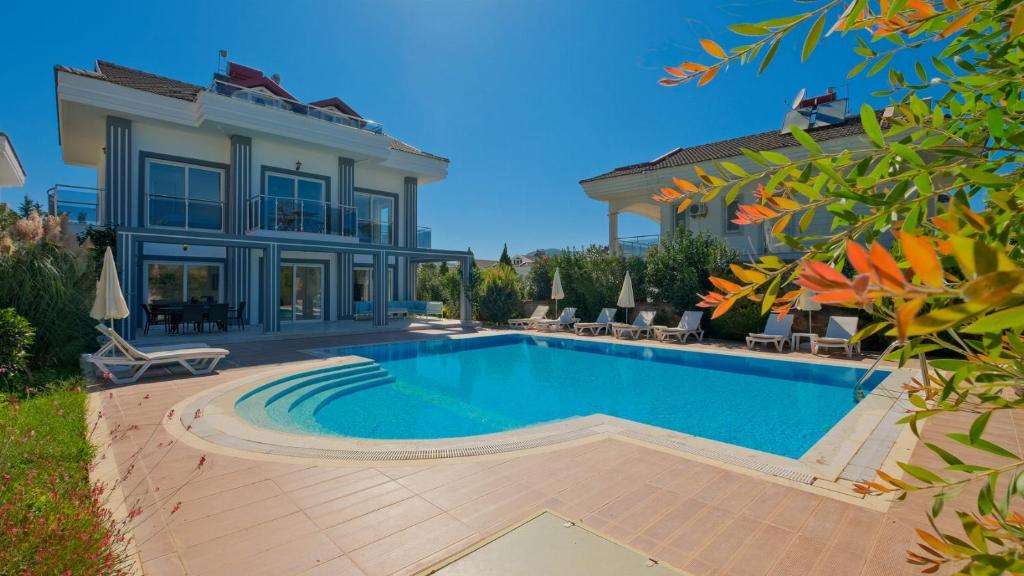 Orka Crystal Villa photo 4