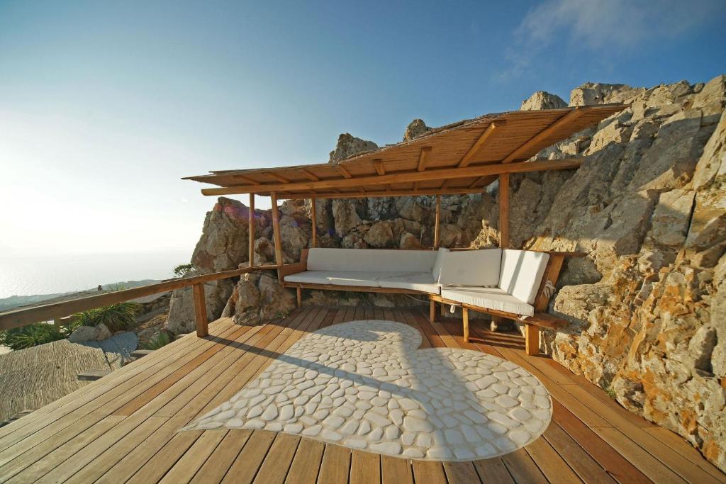 Super Deluxe Mykonos Villa - Villa Orion - 12 Bedroom - 2 Private Infinity Pools - Helipad - Kastro photo 3
