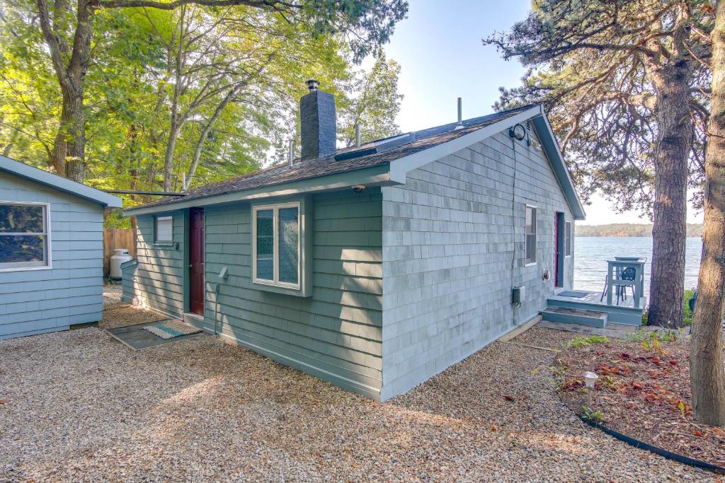 Quiet Plymouth Cottage on Great South Pond! photo 1