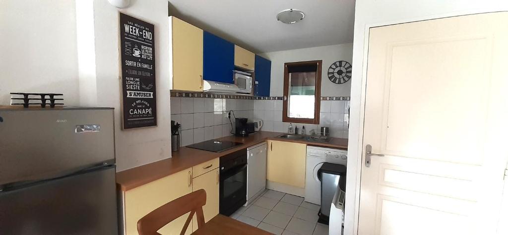 Joli triplex 3 étoiles, avec jardin et cheminée photo 2