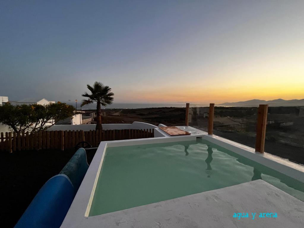CASA TIE' Lanzarote vista mar - piscina relax - adults only photo 1
