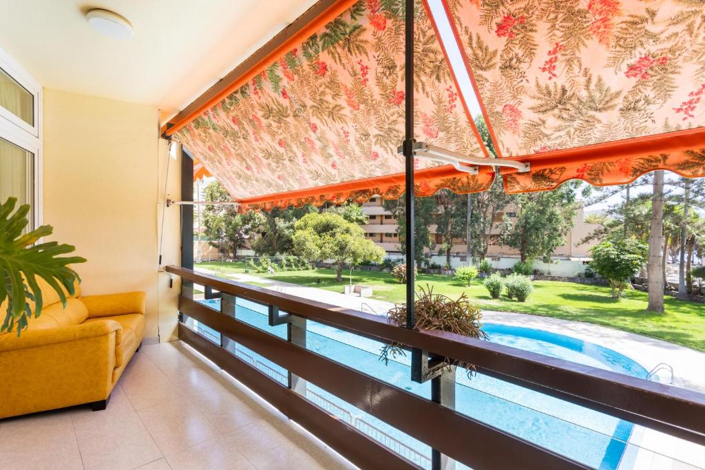 Seafront apartment just 200m from Las Vistas Beach - Tap to explore photos