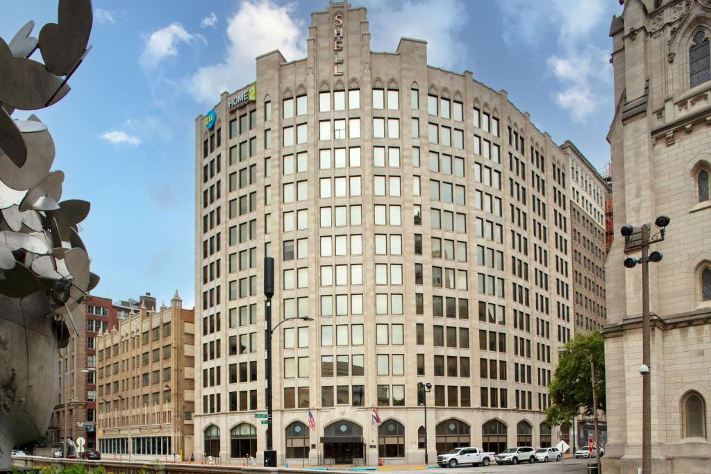 Tru By Hilton St. Louis Downtown image