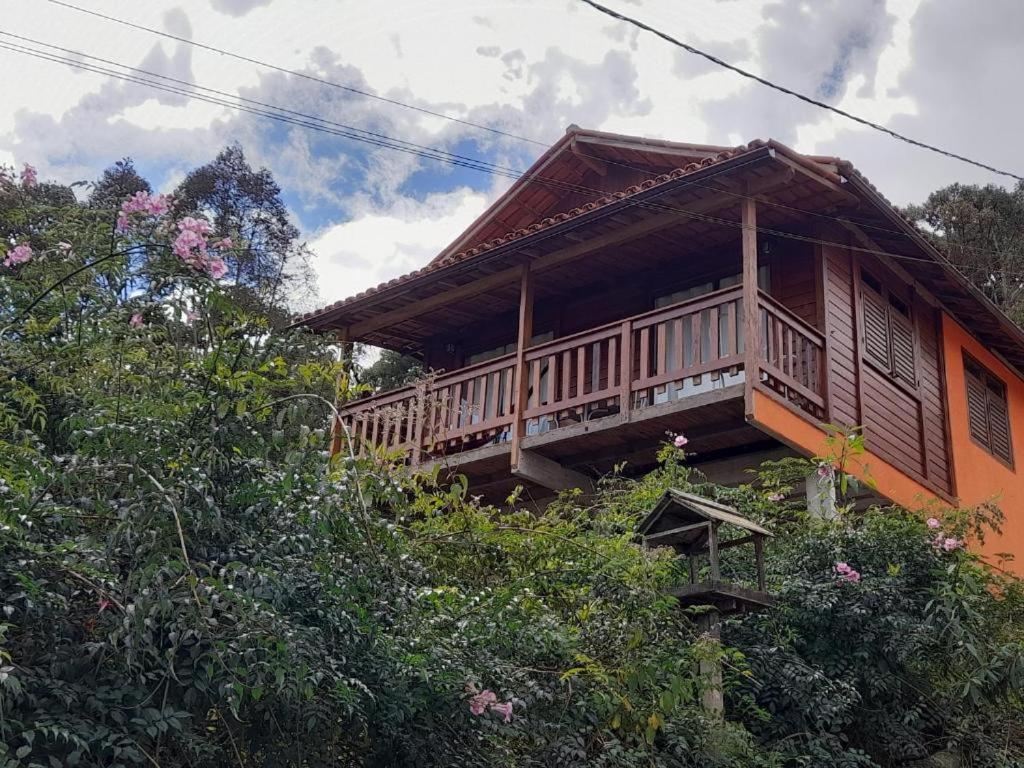 Chalés Requinte em Pedra Azul photo 2
