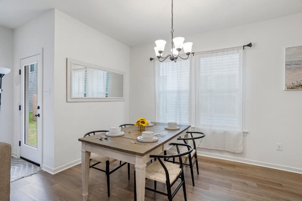 Luxury Townhome by LSU campus photo 1