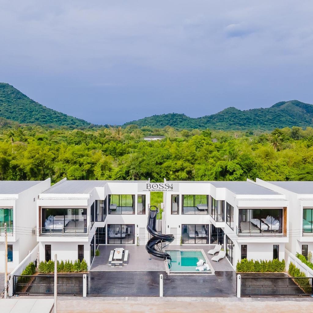 Boss Pool villa Pattaya photo 2