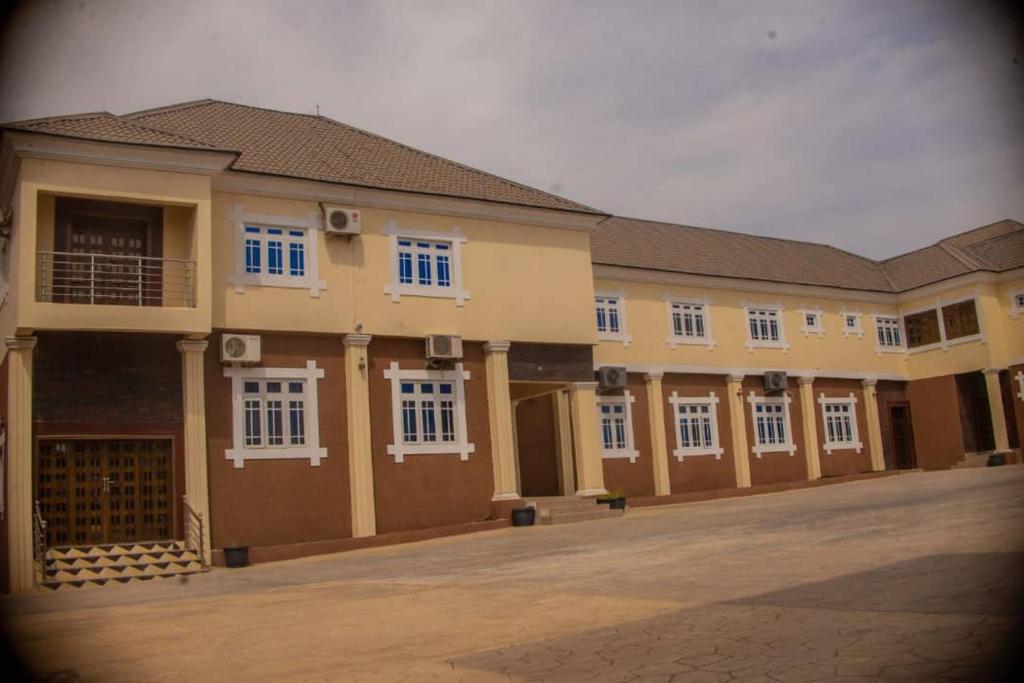 Ritz & Gold Hotel & Suites, Makurdi