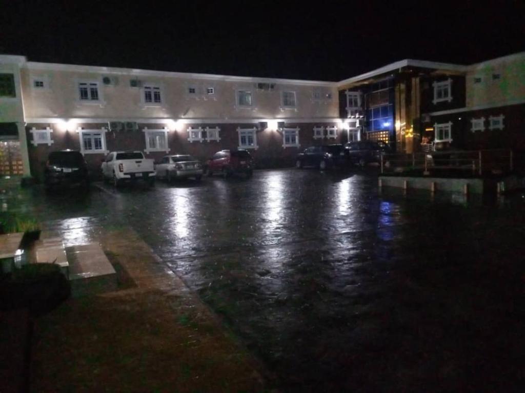 Ritz & Gold Hotel & Suites, Makurdi photo 1