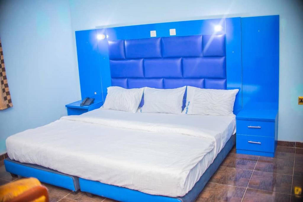 Ritz & Gold Hotel & Suites, Makurdi photo 4