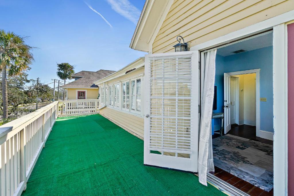 Golden Magnolia Marina Resort photo 4