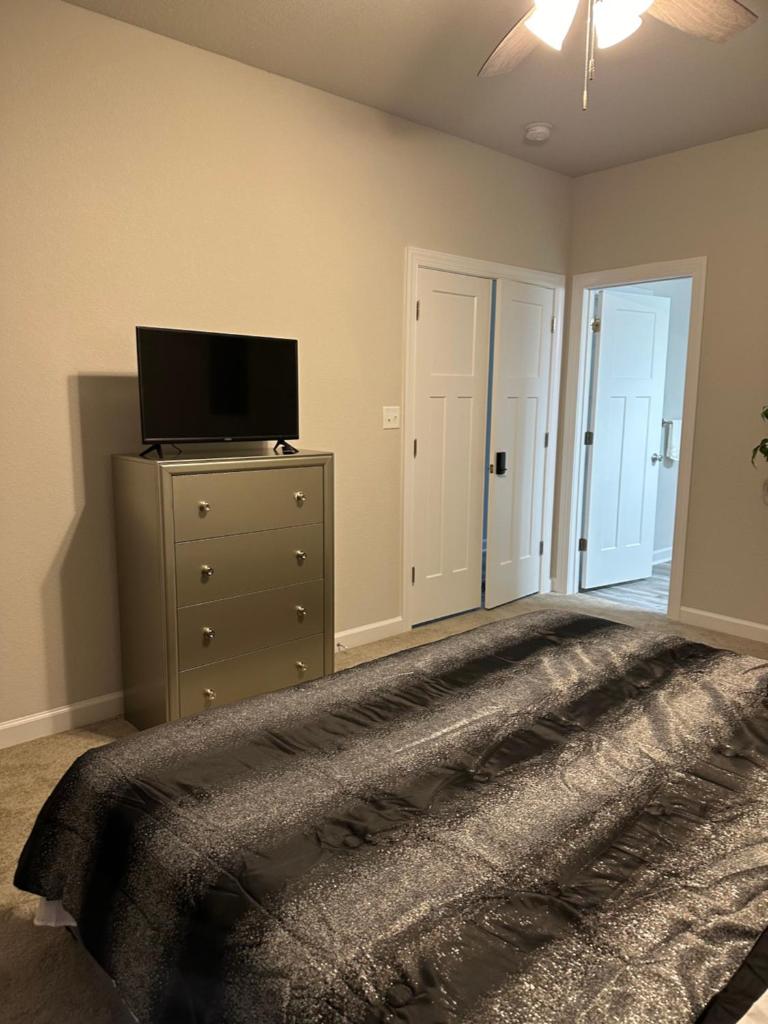 Cozy Private Suite in Chesapeake photo 4