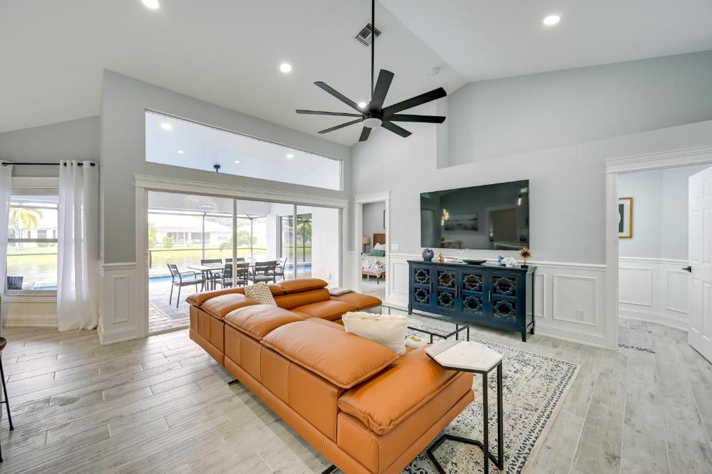 Stunning Naples Home with Pool, Patio, Water Views photo 3