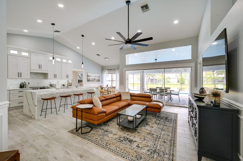Stunning Naples Home with Pool, Patio, Water Views photo 2