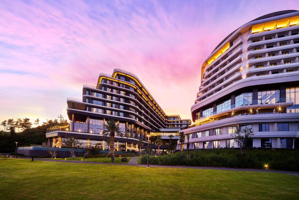 Parnas Hotel Jeju photo 1