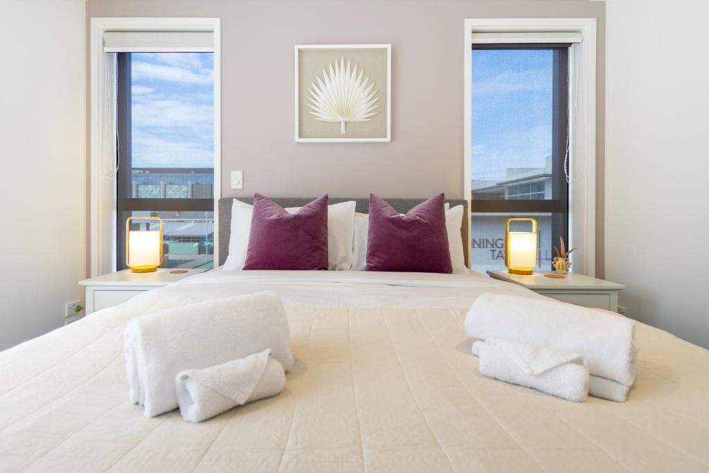 CBD Gem: Walk to everything, 3 bedroom 2 bath