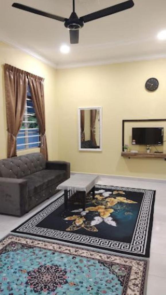 D'PAYA HOMESTAY photo 2