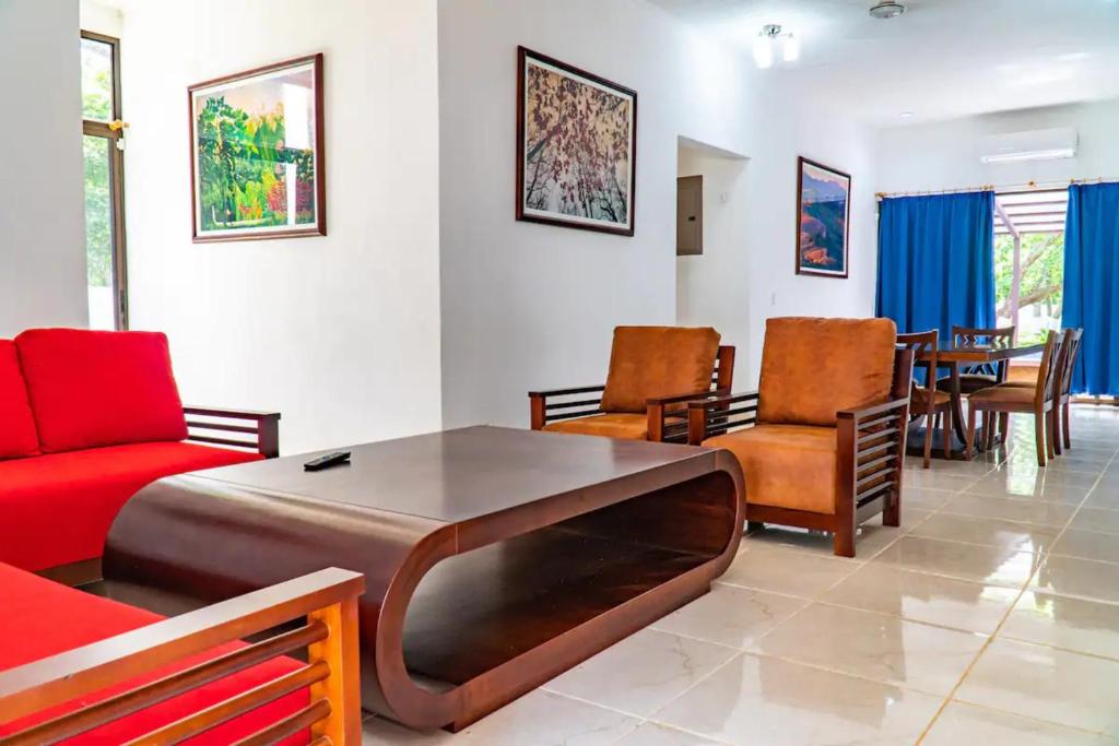 Playa Negra Villa Oceanfront - #1 Eventlocation photo 3