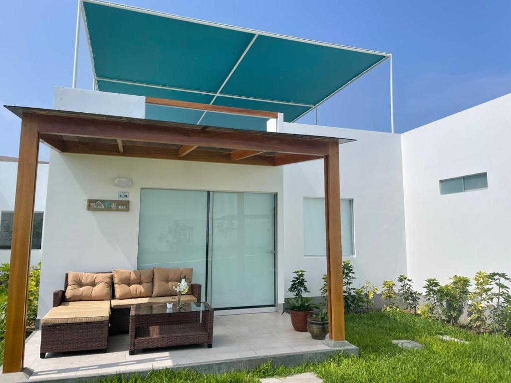 Casa de Playa Km 71en Puerto Viejo, 20 min de Asia