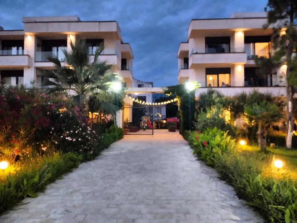 Apartments Kuce Lekovica Beach & snack bar- Bistro photo 3