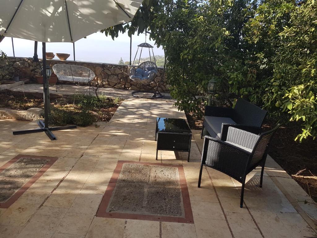 Relaxed garden apartment with Galilee sea view 1 photo 2