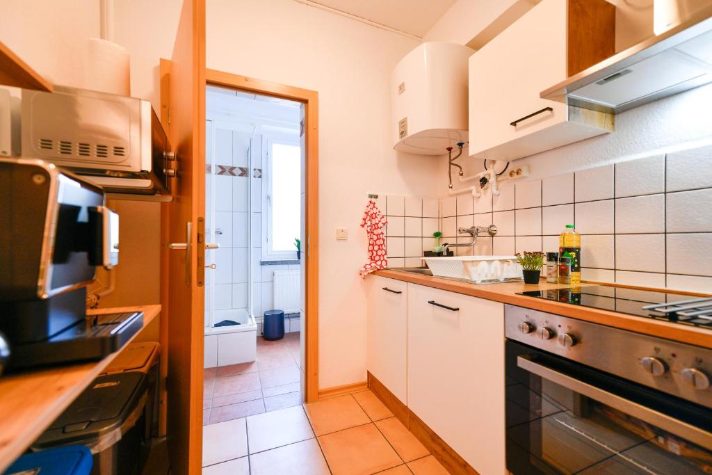 Fürst-Pückler-Apartment_bis 6 Personen_Waschmaschine_Küche_2x Parkplätze_Terrasse_Netflix photo 2
