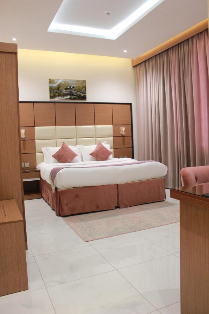 Five Season Hotel photo 1