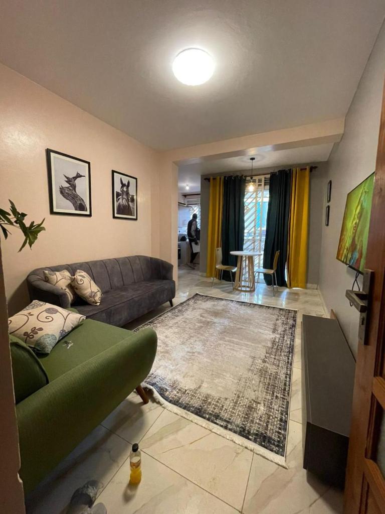 Cozy 1-Bed Apt with Pool & Gym in Najjera 2 photo 2