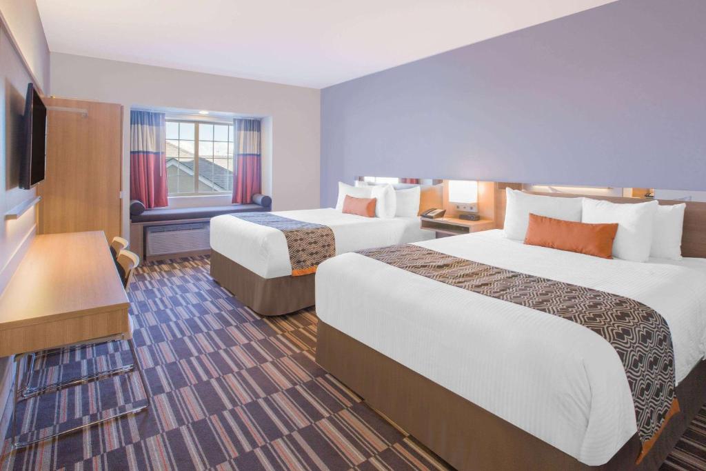 Microtel Inn & Suites by Wyndham Cuauhtemoc Campos Menonitas photo 3