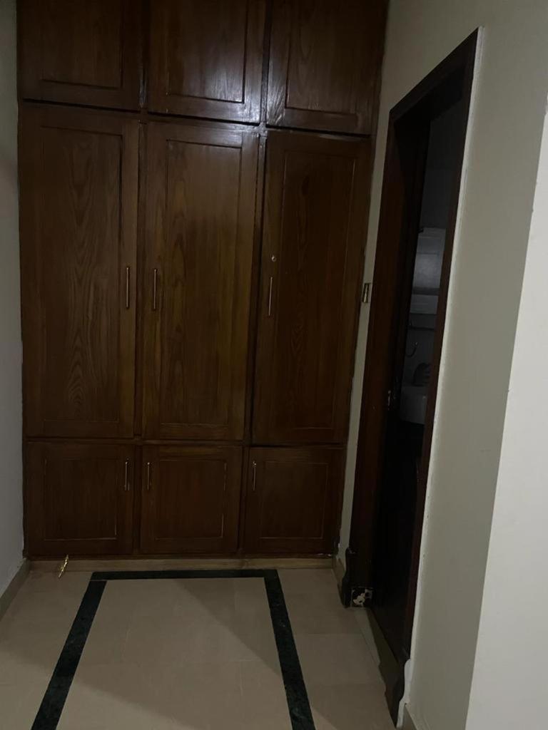 Warraich villa gt raod gujrat entire photo 1