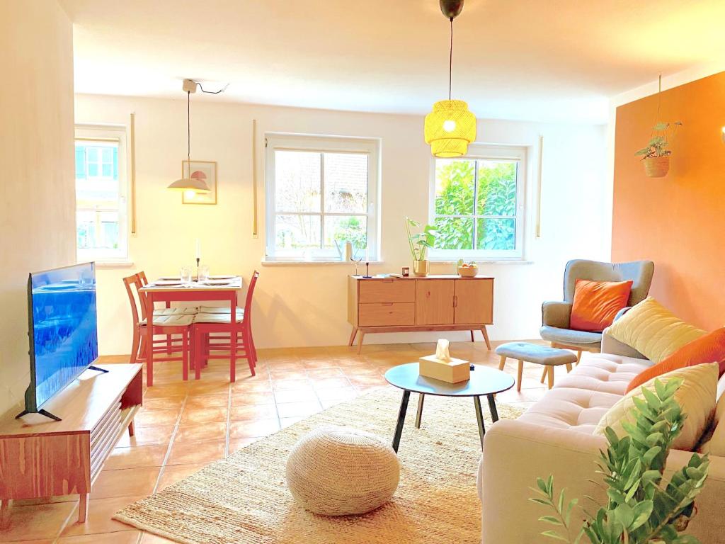 Snug Stays I 3 Zimmer Design Apartment am See mit Garten I Home Office I Highspeed Wifi photo 1