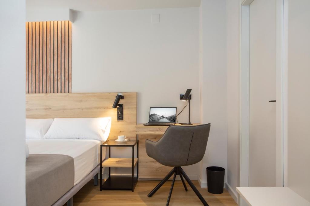 Aila II Hotel Boutique by SingularStays - Digital Access photo 3