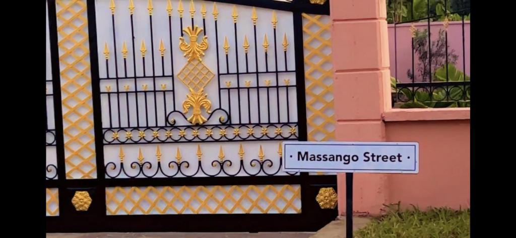 Stunning 3-Bedrooms GuestHouse in Limbe Cameroon photo 2