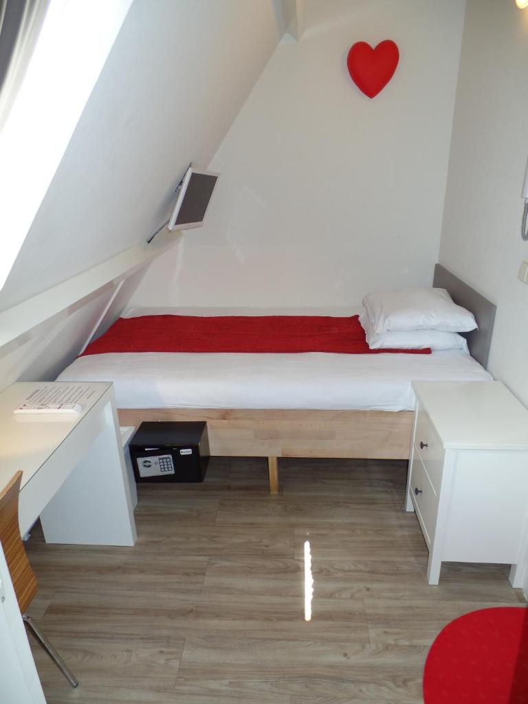 Одноместный (Одноместный номер), Hotel Corner House