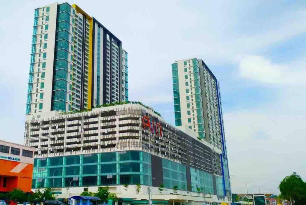The Makcik's Homestay (EVO Duplex House) photo 1