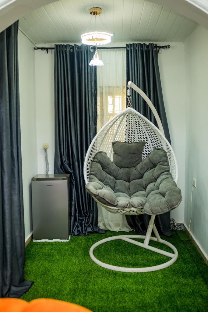 Budget Bliss Suites photo 4
